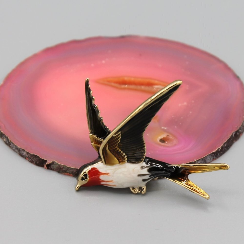 Jewelry pin brooch swallow bird animal nature gold tone brown red elegant new